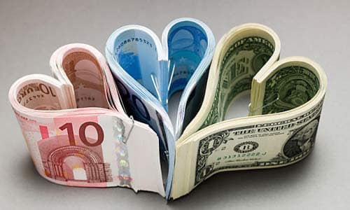 /tien-bac-trong-tinh-yeu/