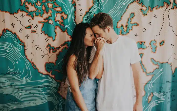 /tien-bac-trong-tinh-yeu/